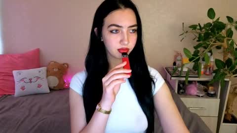 Alena online show from May 2026 04:09:02 AM