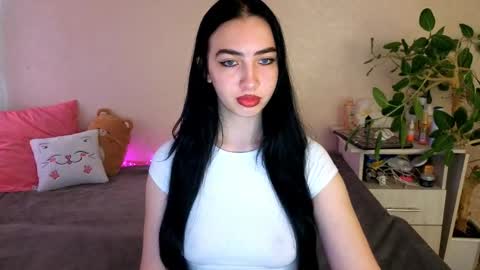 Alena online show from June 2026 04:18:02 AM