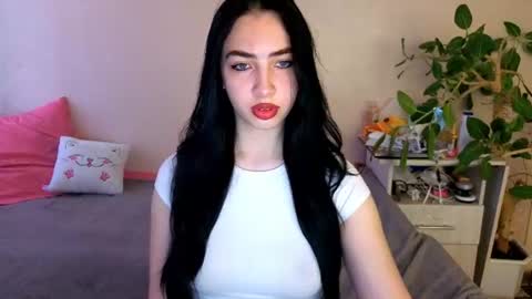 Alena online show from June 2026 04:12:02 AM