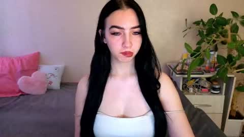 Alena online show from June 2026 04:10:01 AM