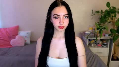 Alena online show from June 2026 04:00:02 AM