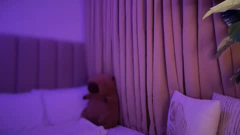 Snapshot of wildkittytrans chatting on February 2026 04:42:02 AM CHRISTINE online show from February 2026 04:42:02 AM