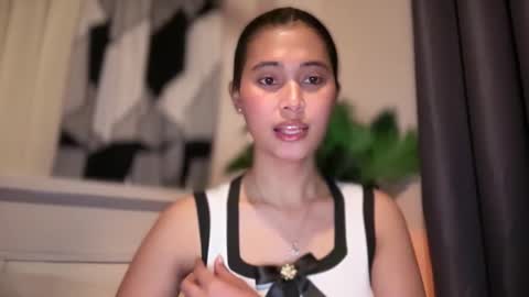 Snapshot of wildkittytrans chatting on February 2026 12:45:02 PM CHRISTINE online show from February 2026 12:45:02 PM