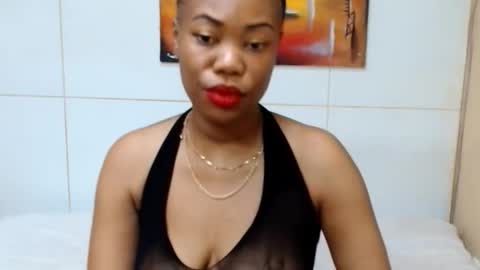 wildlittlekittyxx online show from June 2026 06:44:01 AM