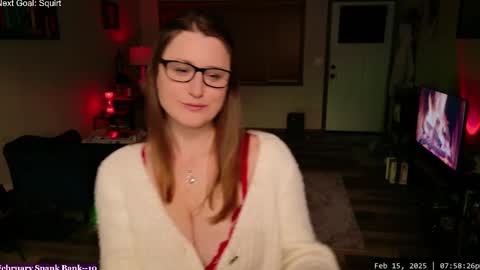 Snapshot of wildsouthernpeach chatting on February 2025 01:58:02 AM Ivy online show from February 2025 01:58:02 AM