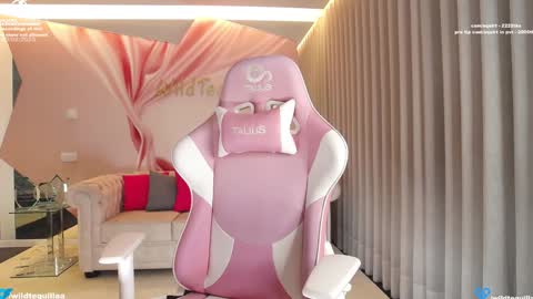 Lili online show from February 2025 11:58:01 PM