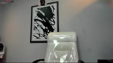 Snapshot of wildthor26 chatting on October 2025 03:29:02 AM wild online show from October 2025 03:29:02 AM