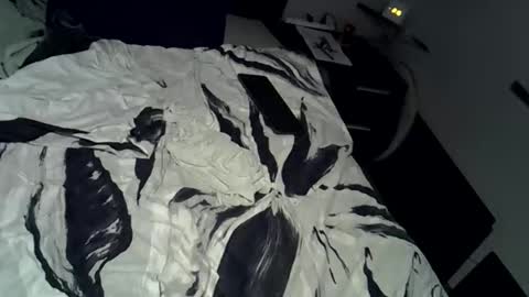WildxxxWilly online show from May 2026 06:14:02 PM