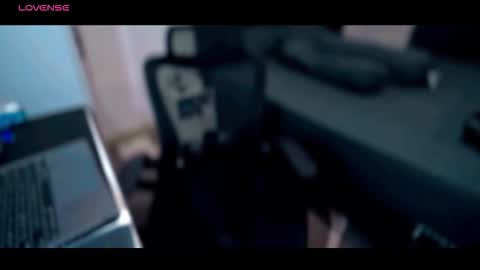 Snapshot of wildynight chatting on October 2025 02:02:01 PM Wildy online show from October 2025 02:02:01 PM