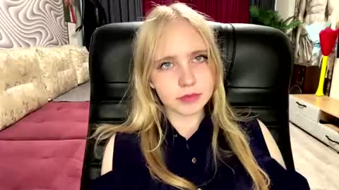 Anny online show from June 2026 09:11:02 AM