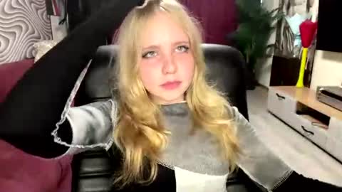 Anny online show from June 2026 11:14:01 AM