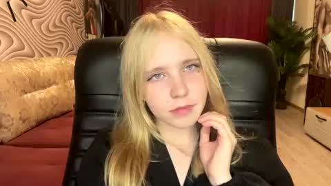 Anny online show from June 2026 08:20:01 AM