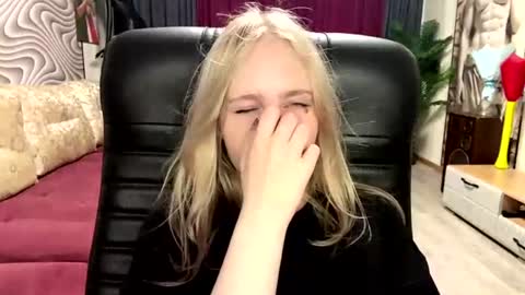 Anny online show from July 2026 10:11:02 AM