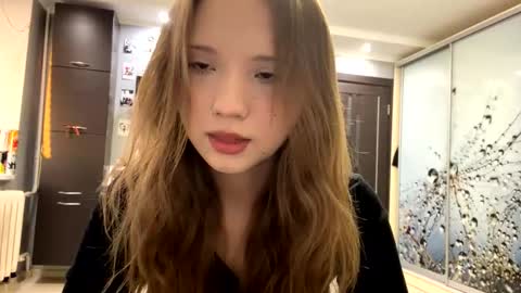 Olivia online show from March 2026 03:14:01 PM