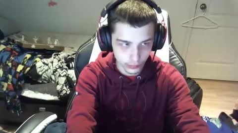 willfro_ online show from December 2025 04:43:01 AM