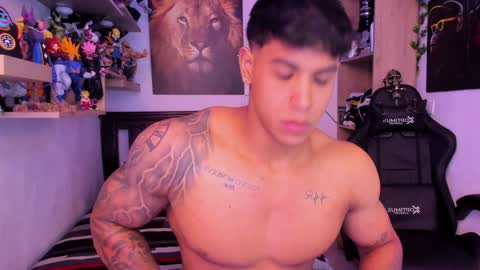 Snapshot of william_dracko9 chatting on December 2024 03:47:02 AM Dracko online show from December 2024 03:47:02 AM