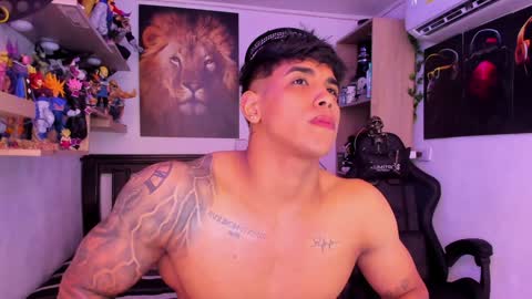 Snapshot of william_dracko9 chatting on December 2024 02:27:01 AM Dracko online show from December 2024 02:27:01 AM