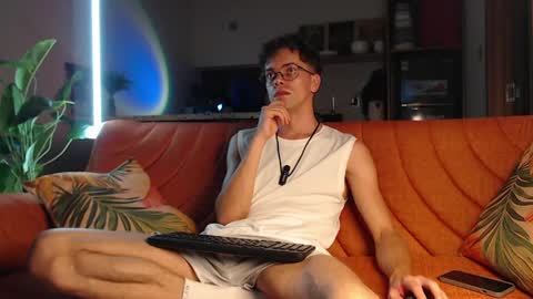 Snapshot of william_henry_a chatting on April 2026 01:42:02 PM William online show from April 2026 01:42:02 PM