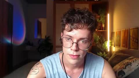 Snapshot of william_henry_a chatting on May 2026 02:47:01 PM William online show from May 2026 02:47:01 PM