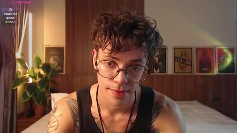 Snapshot of william_henry_a chatting on May 2026 01:51:02 PM William online show from May 2026 01:51:02 PM