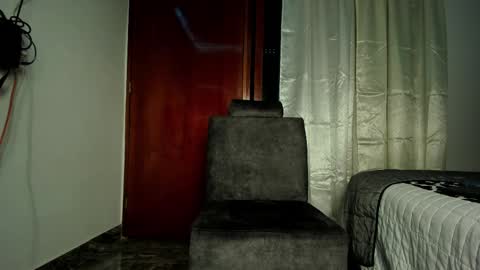 Snapshot of william_parra55 chatting on February 2025 10:43:02 PM William Parra online show from February 2025 10:43:02 PM