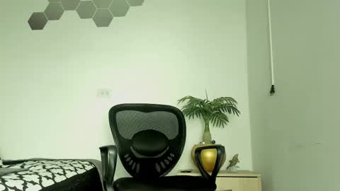 Snapshot of william_parra55 chatting on March 2025 09:11:02 PM William Parra online show from March 2025 09:11:02 PM