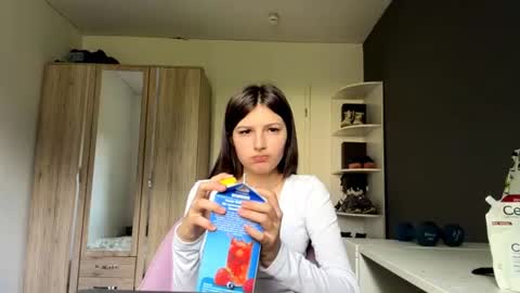 Mari online show from July 2026 08:31:02 AM