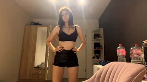 Mari online show from July 2026 04:39:33 PM