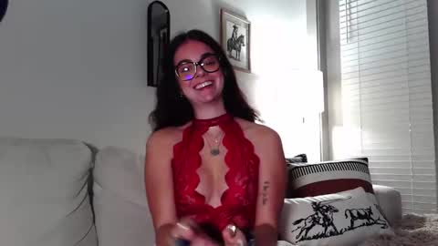 willowbelle online show from October 2025 02:12:02 AM