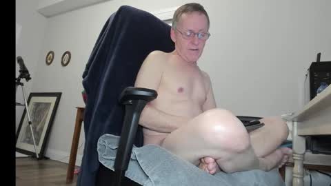 Snapshot of willyskynn chatting on January 2026 04:17:02 AM WillySkynn online show from January 2026 04:17:02 AM