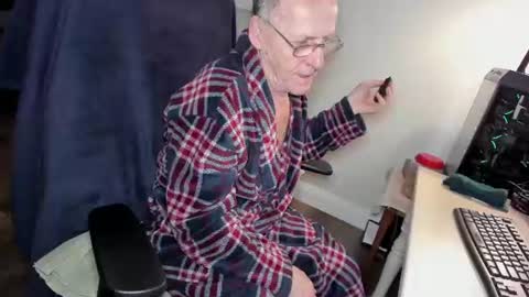 WillySkynn online show from July 2026 03:11:01 AM