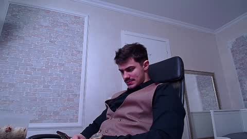 Snapshot of wilsonjules chatting on January 2025 05:30:01 PM WilsonJules online show from January 2025 05:30:01 PM