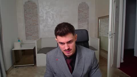 Snapshot of wilsonjules chatting on January 2025 06:35:02 PM WilsonJules online show from January 2025 06:35:02 PM