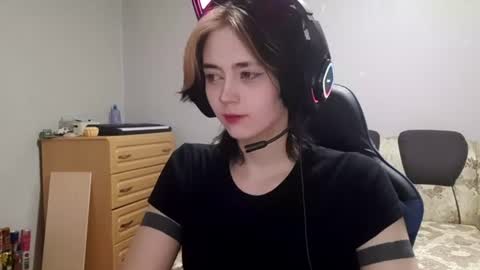 Luna online show from July 2026 08:39:01 PM