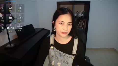 Sara online show from October 2025 06:40:01 PM