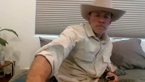 wingnutt765733 online show from March 2025 12:50:02 AM