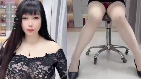 Snapshot of wink_weiwei chatting on May 2026 12:30:02 AM CN WEIWEI online show from May 2026 12:30:02 AM