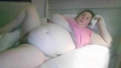 Winnie online show from April 2026 04:11:01 AM