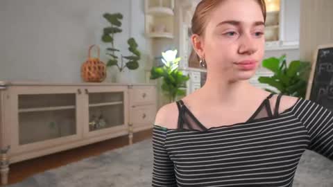 Lillian online show from June 2026 03:23:02 AM
