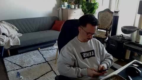 cream36 online show from December 2025 10:57:02 AM