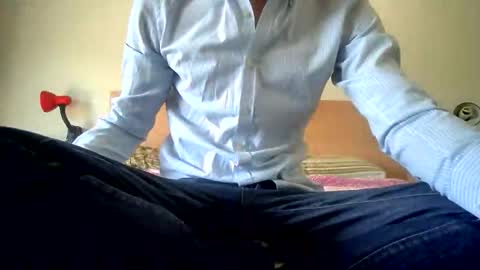 JanCloud online show from May 2026 12:12:01 PM