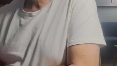 Snapshot of wisanonymousman chatting on February 2025 03:56:02 AM Wisa Randy online show from February 2025 03:56:02 AM