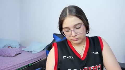 Alice and Mike  online show from September 2025 11:32:02 PM