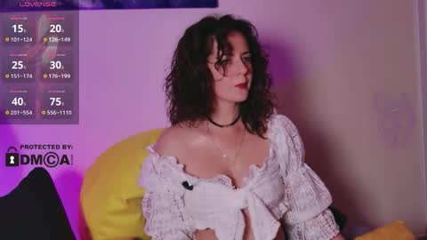 Snapshot of witch_in_velvet chatting on March 2026 05:17:01 PM Witch online show from March 2026 05:17:01 PM