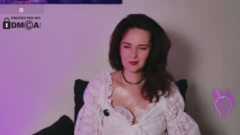 Snapshot of witch_in_velvet chatting on March 2026 07:37:01 PM Witch online show from March 2026 07:37:01 PM