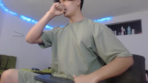 Snapshot of with_ken chatting on February 2025 05:51:02 AM Ken online show from February 2025 05:51:02 AM