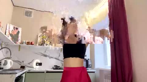 Isobelle online show from January 2025 08:15:01 AM