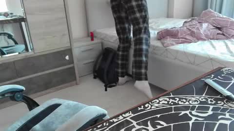 WizLoverr online show from June 2026 05:07:01 PM