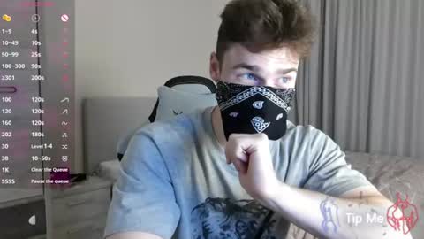 WizLoverr online show from June 2026 06:09:02 PM