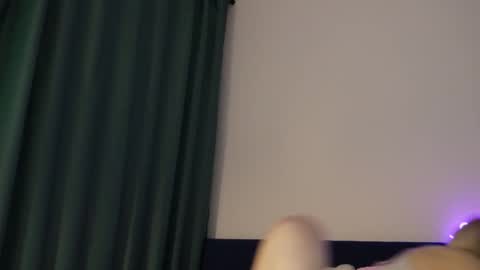 wladilia online show from February 2026 08:40:01 PM